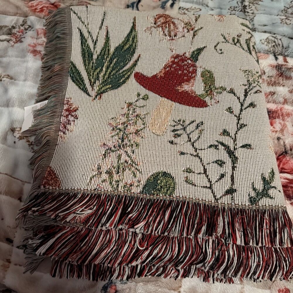 Mushroom Fungi Tapestry Afghan Throw 50x60. BOHO. Fun.New w/out Tags.Ships Fast! - Picture 11 of 11
